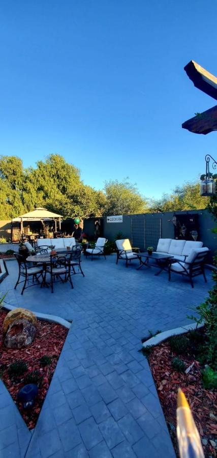 Casa Emiliana Bed & Breakfast Вале де Гуадалупе Екстериор снимка