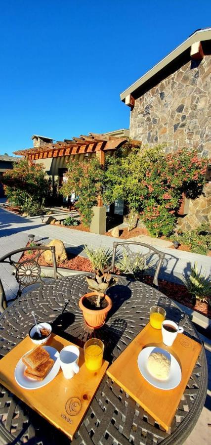 Casa Emiliana Bed & Breakfast Вале де Гуадалупе Екстериор снимка